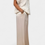 Cristina | Blasa Forårssæt i To Dele med Elegant Design