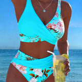 Bikini med Kontrastblomster og Slids - Elegant Sommerlook