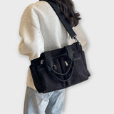 Olivia Skuldertaske - Elegance og Stil