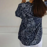 Lotte Bluse med Blomsterprint - Elegant Blomstermønster Bluse